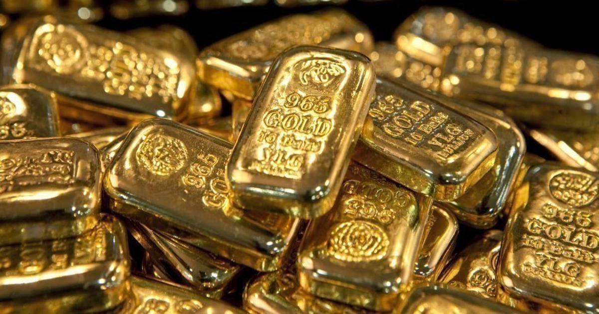 Gold prices steady as dollar weakens ahead of key US inflation figures